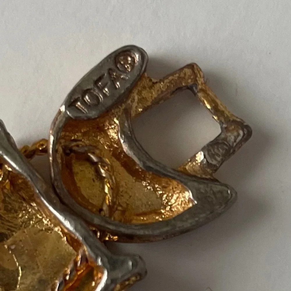 Vintage‎ SIGNED TOFA Slide Charm Bracelet Holiday Christmas Enamel & gold tone